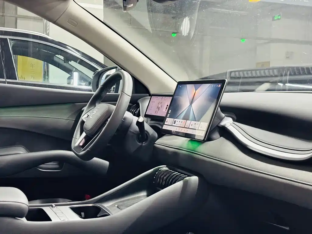 BYD Yuan Plus — миниатюра 6