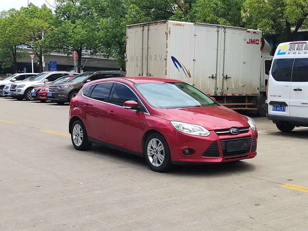 Ford Focus 2012 1.6L AT Comfort