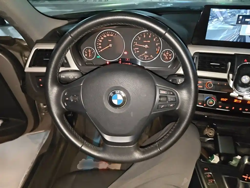 BMW 3 Series — миниатюра 3
