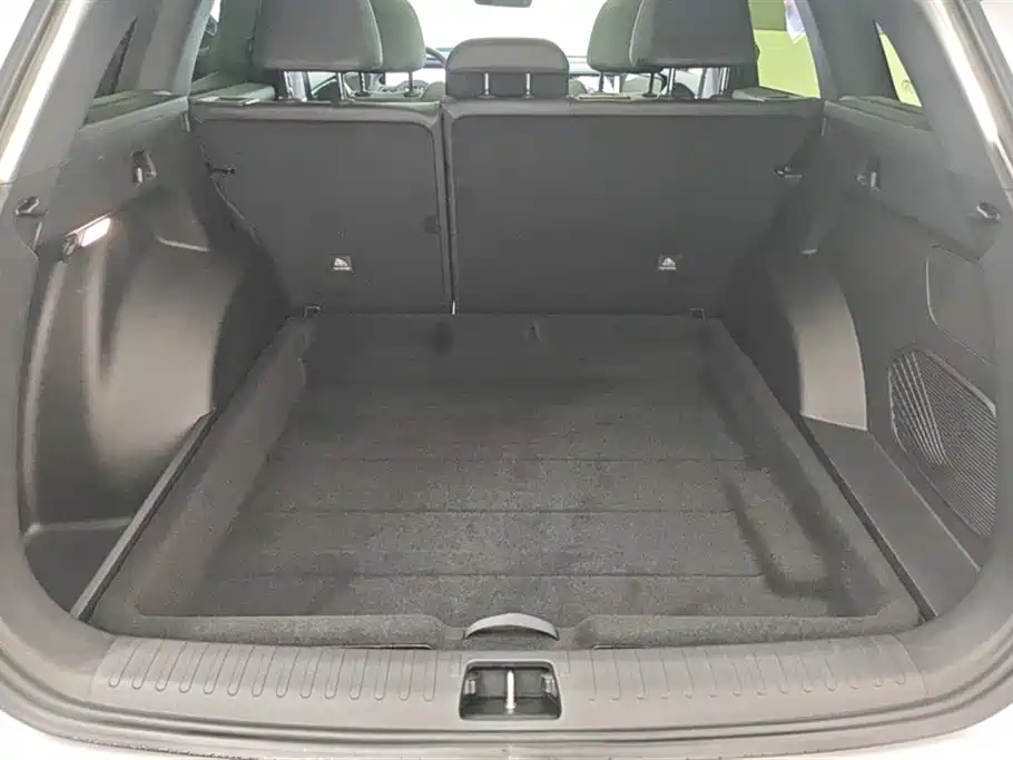 Geely Monjaro L 2024 2.0TD AT