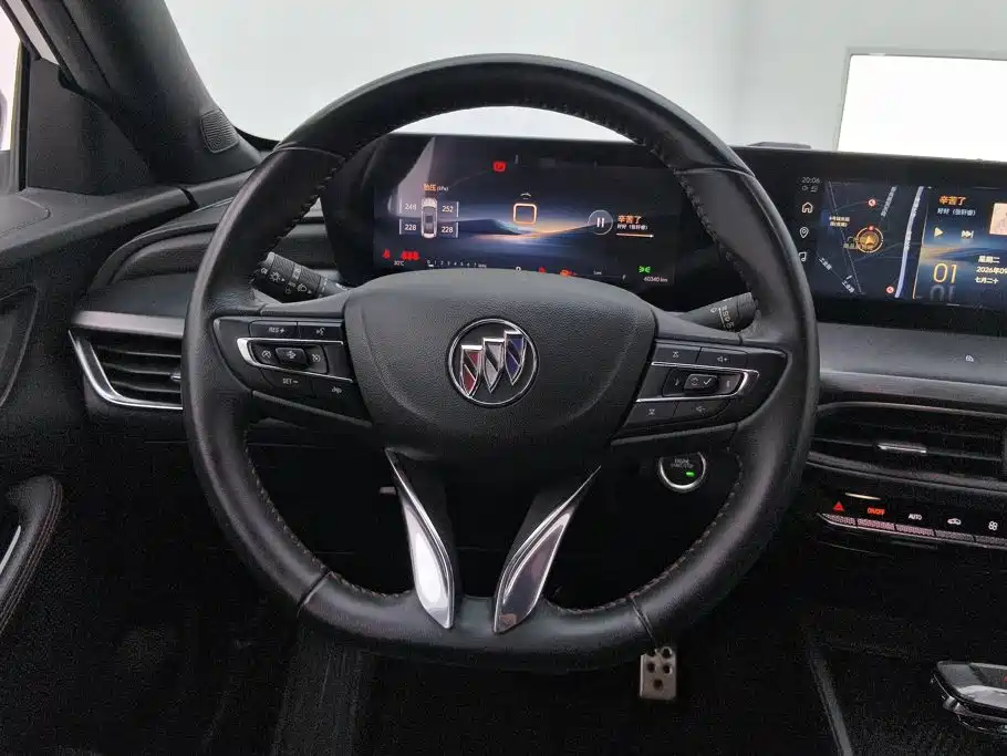 Buick Verano — миниатюра 15