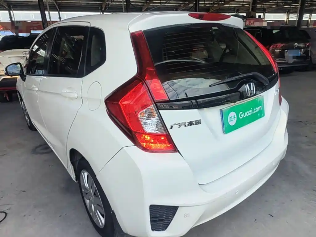 Honda Fit — миниатюра 5