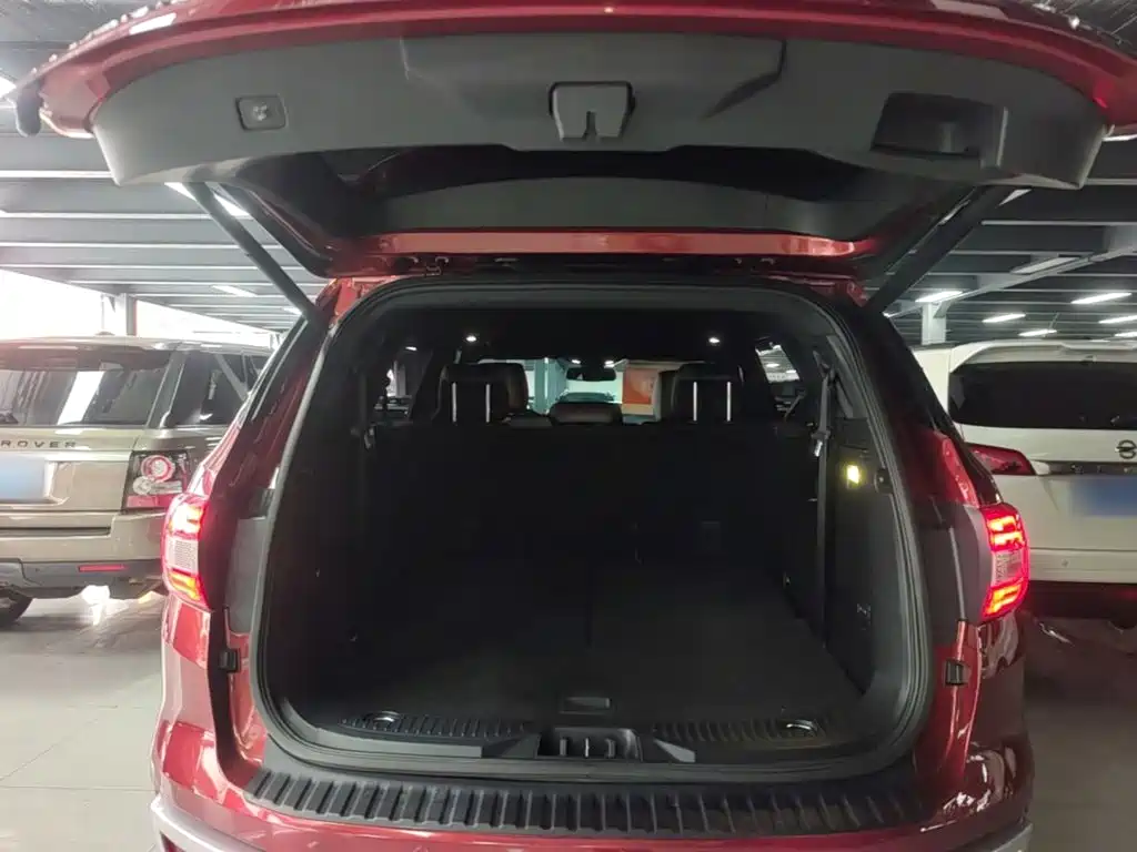 Ford Everest — миниатюра 19