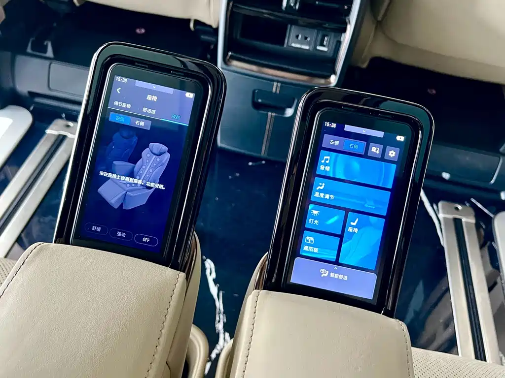Toyota Alphard — миниатюра 20