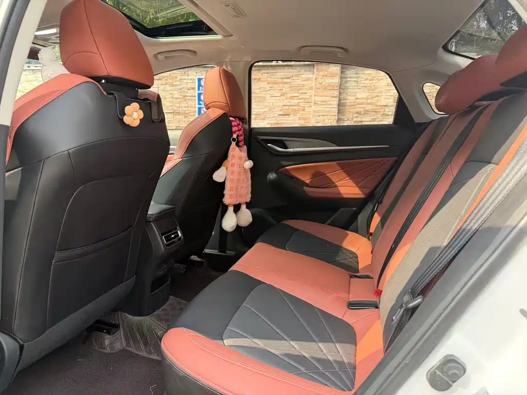 Changan Eado — миниатюра 7