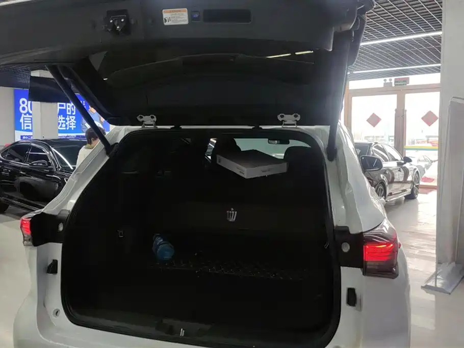 Toyota Crown Kluger 2021 2.5L HEV Elite