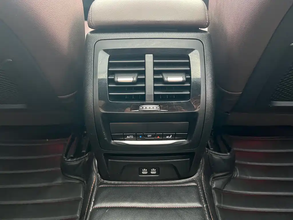 BMW X3 — миниатюра 9