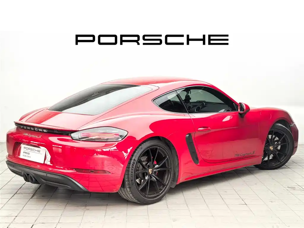 PORSCHE 718