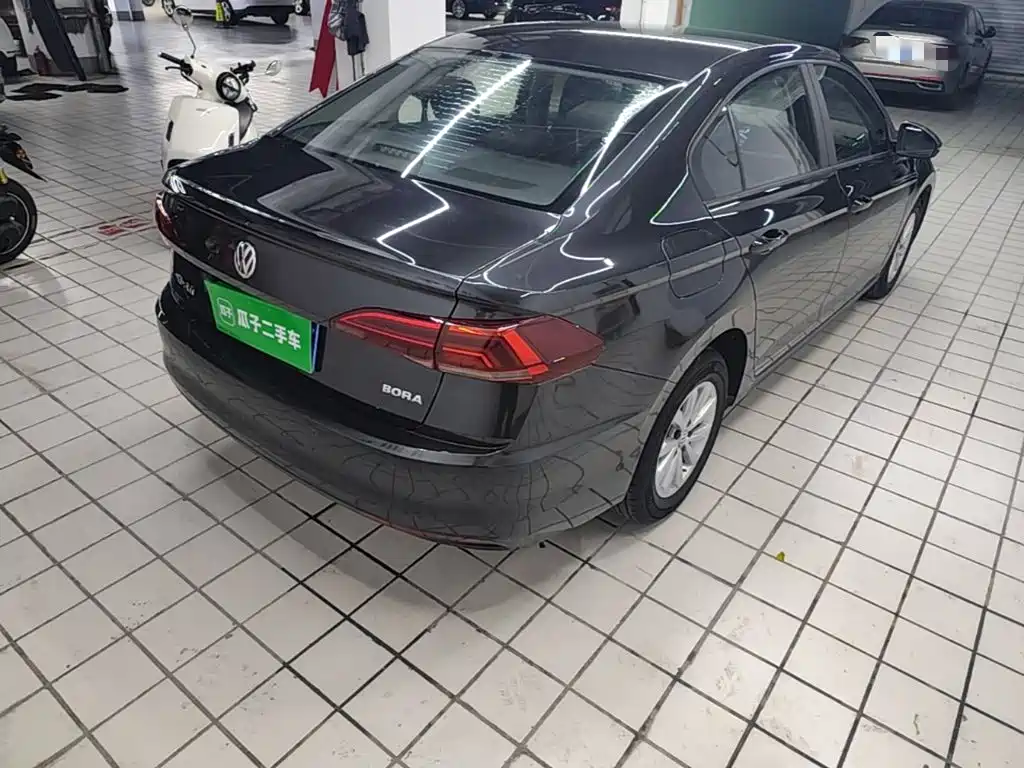 Volkswagen Bora — миниатюра 7