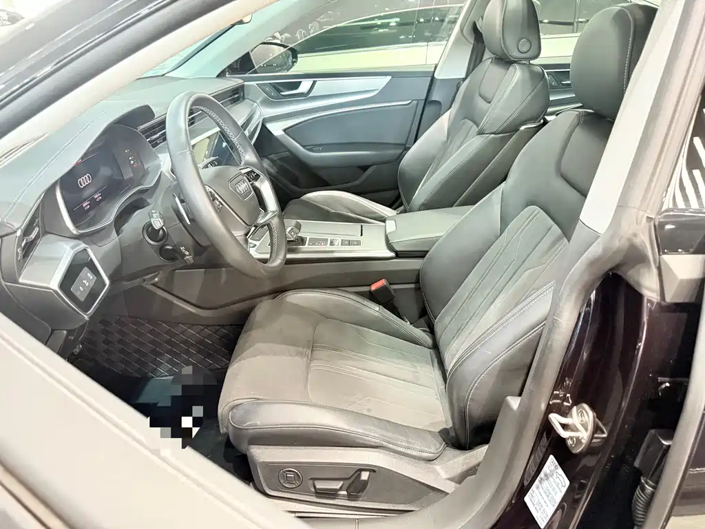 Audi A7L 2024 45TFSI S-line