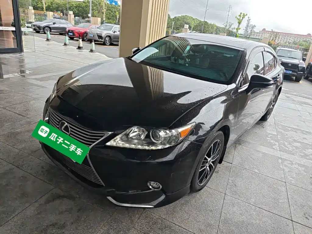 Lexus ES — миниатюра 2