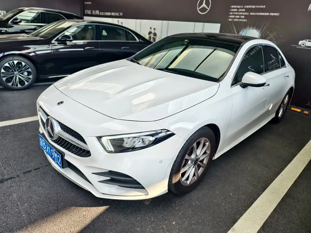 MERCEDES-BENZ  A CLASS