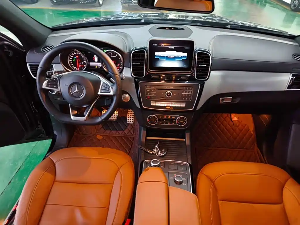 Mercedes-Benz GLE AMG — миниатюра 10
