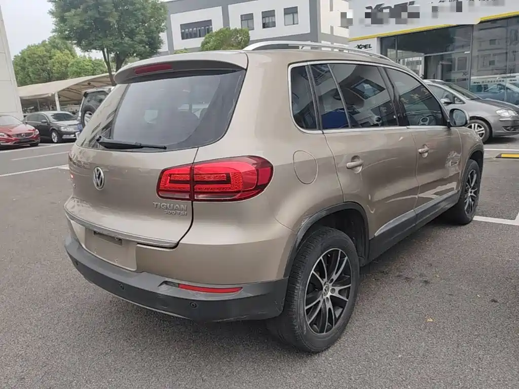 Volkswagen Tiguan — миниатюра 7