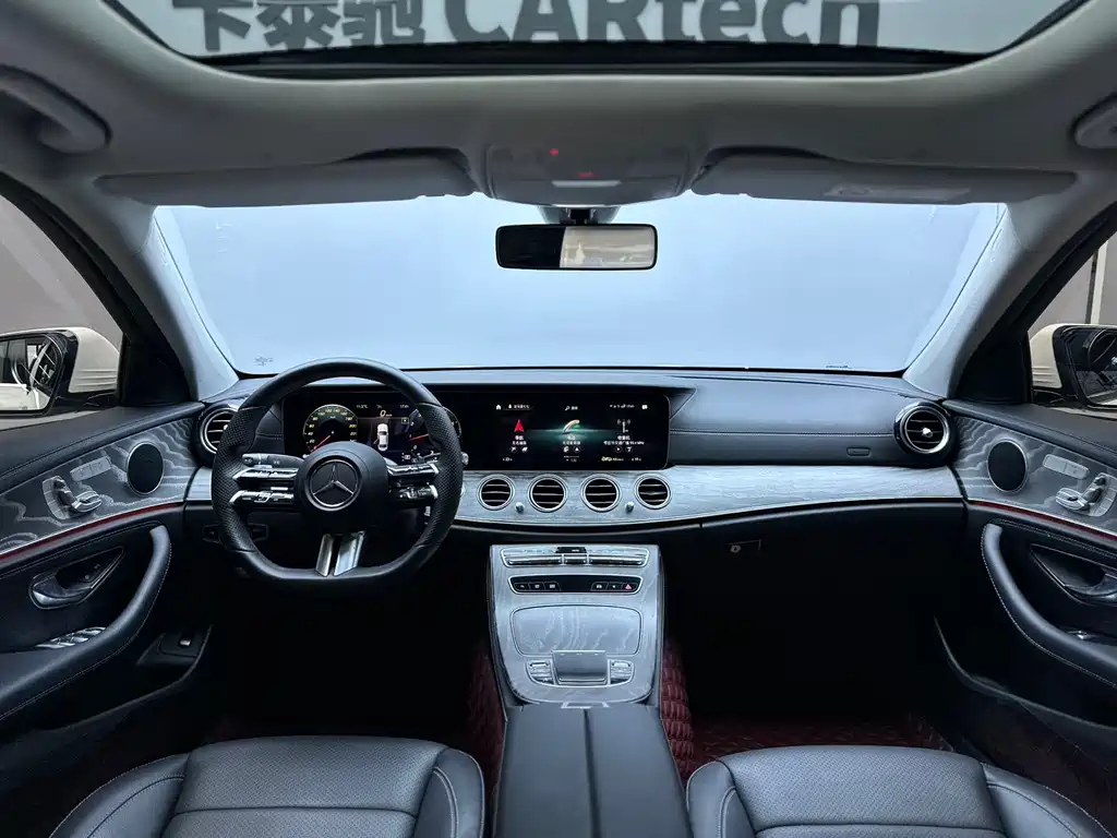 MERCEDES-BENZ E CLASS