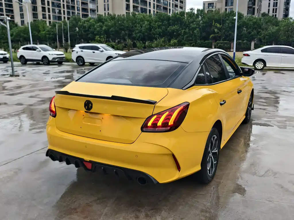 MG MG5 — миниатюра 6