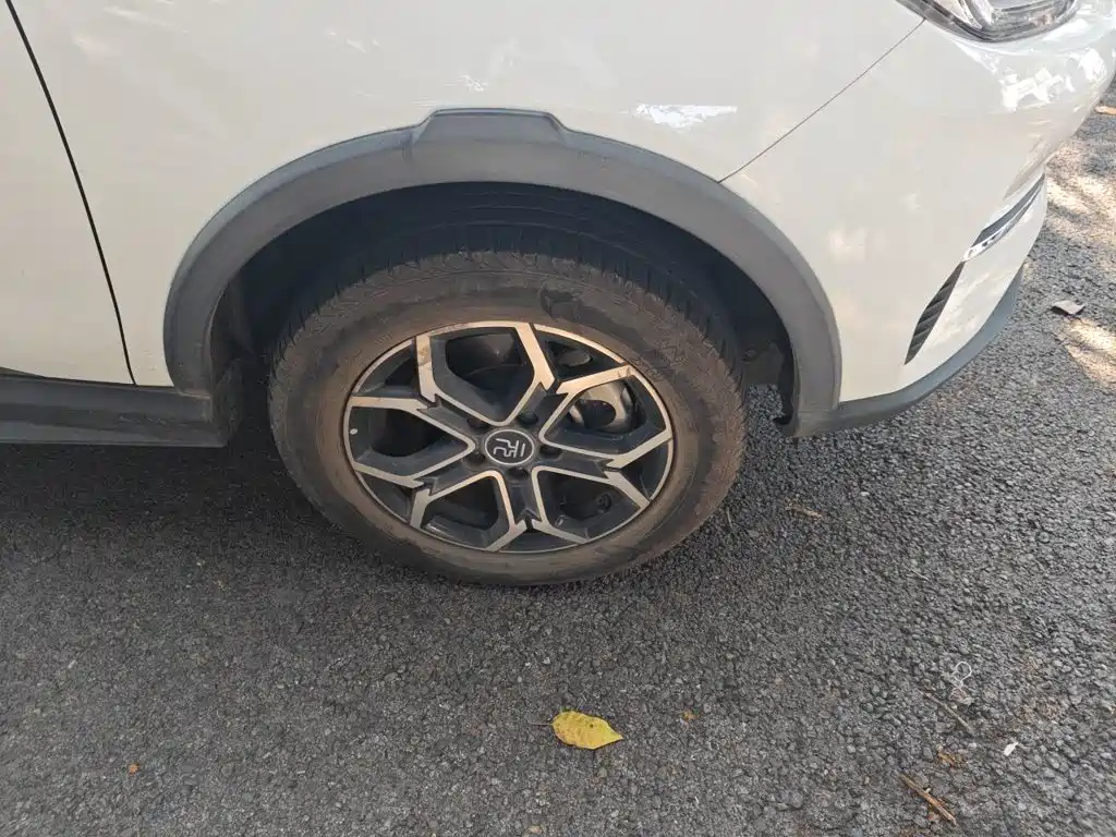 BYD Yuan Pro — миниатюра 25