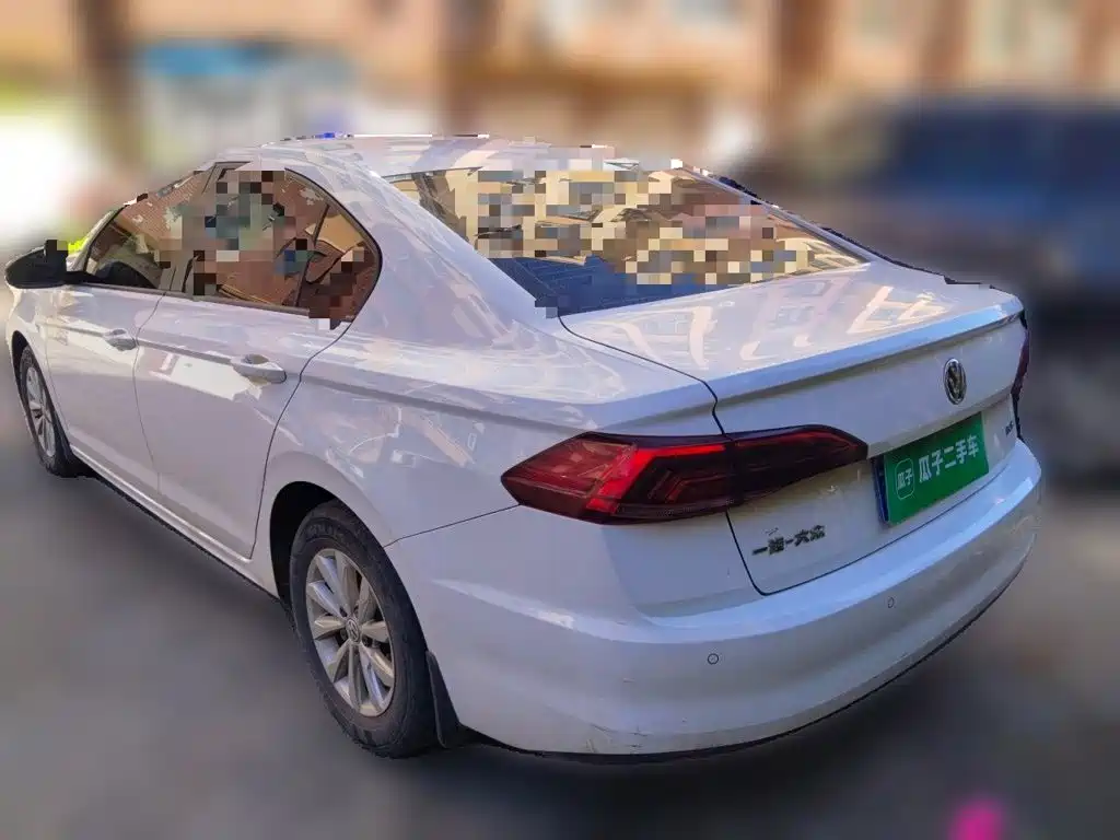 Volkswagen Bora — миниатюра 4
