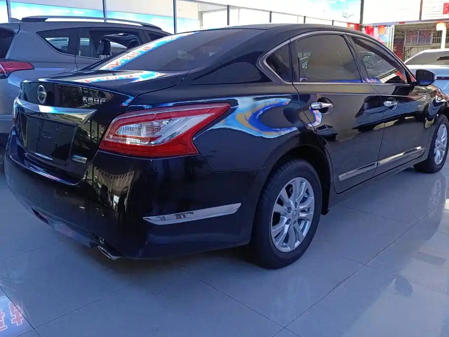 Nissan Teana — миниатюра 3