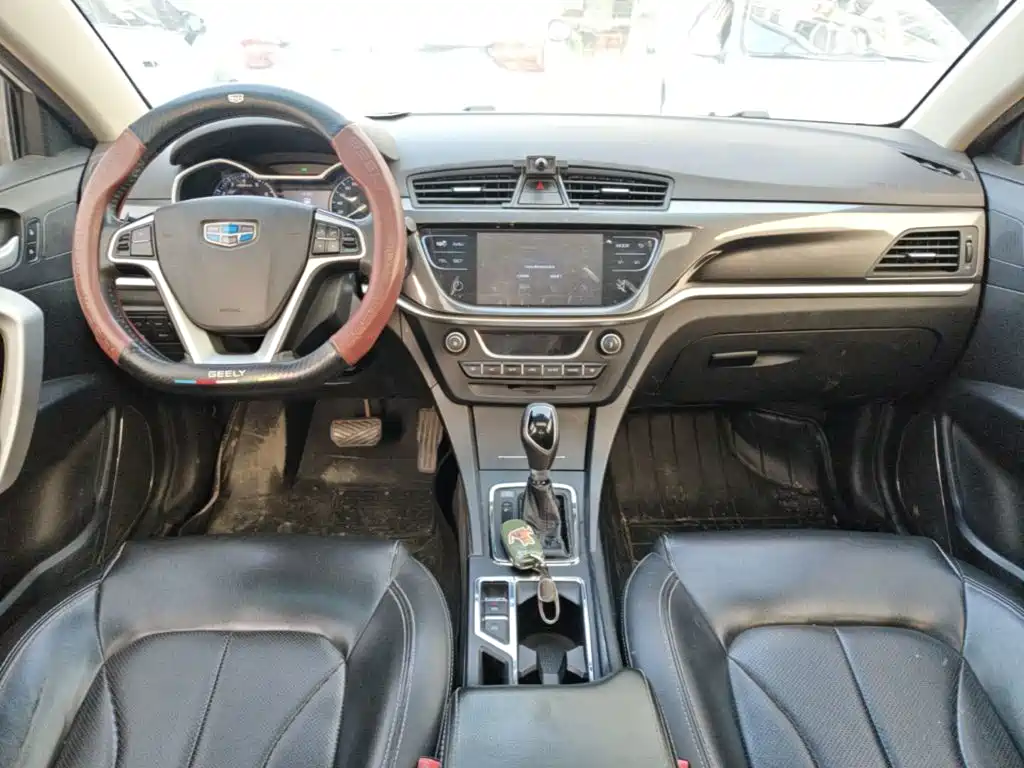 Geely Emgrand — миниатюра 10