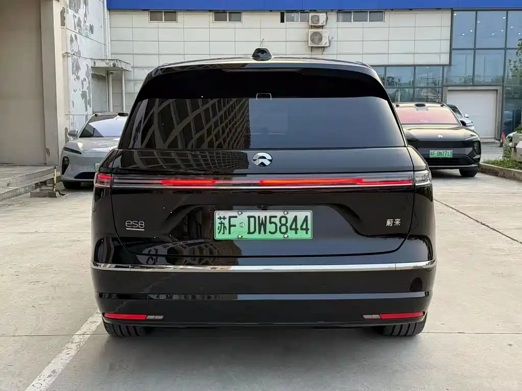 NIO ES8 — миниатюра 15