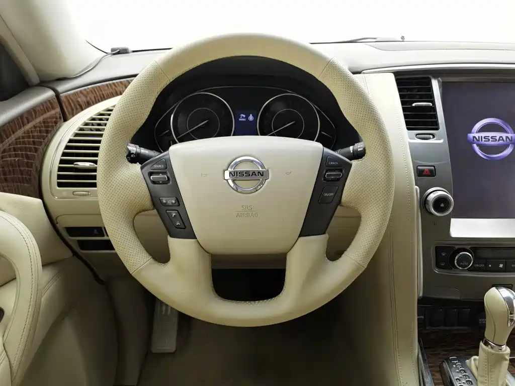 Nissan Patrol — миниатюра 11