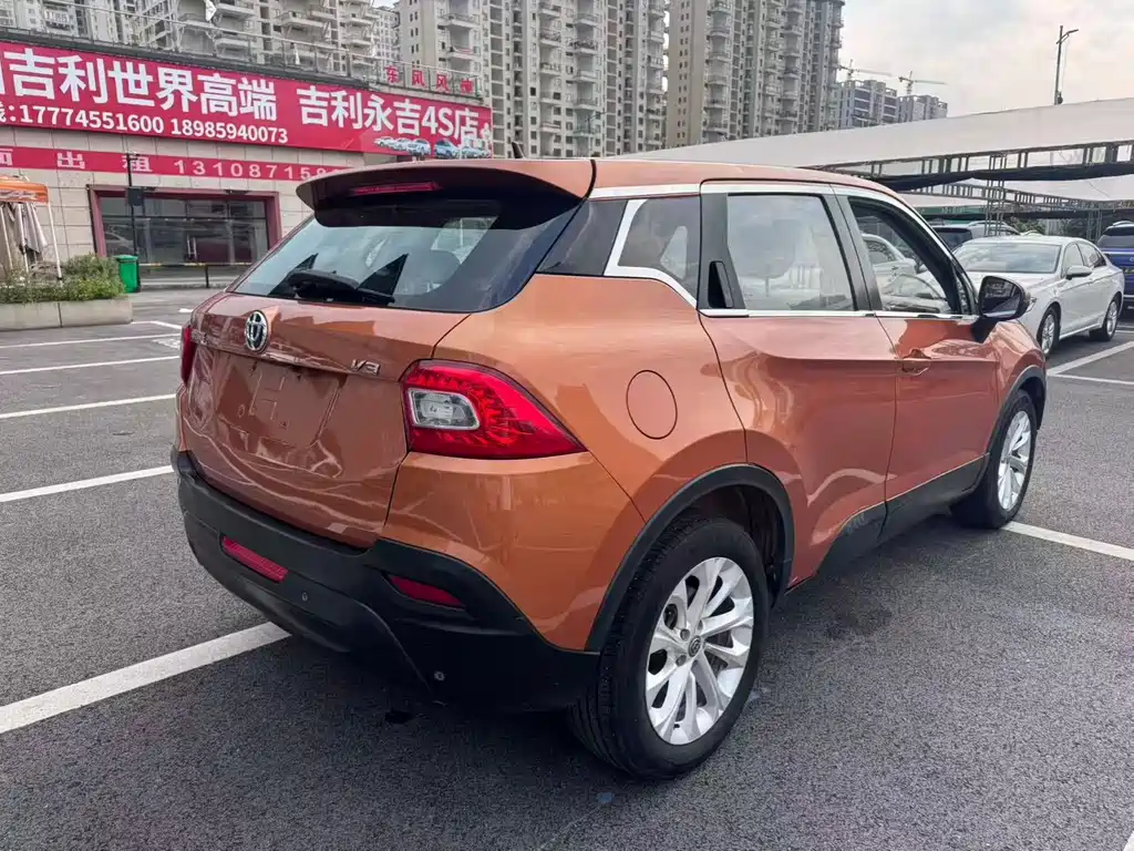Brilliance V3 1.5L Manual Comfort Type, фото 9