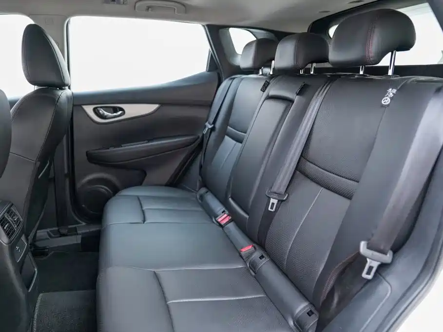 Nissan Qashqai — миниатюра 14