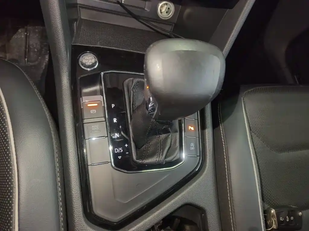 Volkswagen Tiguan L — миниатюра 14