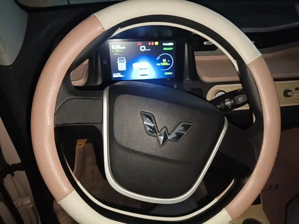 Wuling MINIEV — миниатюра 11