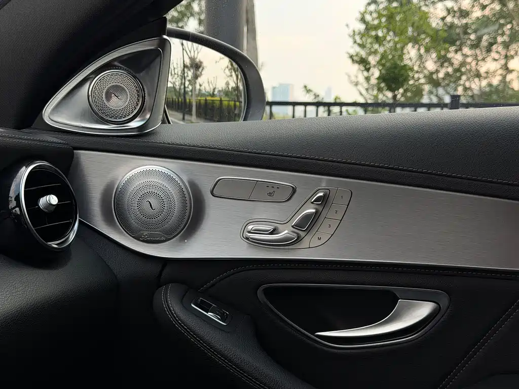Mercedes-Benz C-Class AMG — миниатюра 13