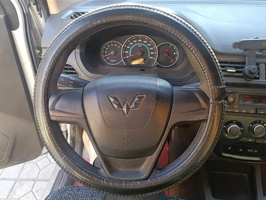 Wuling Zhiguang V — миниатюра 15