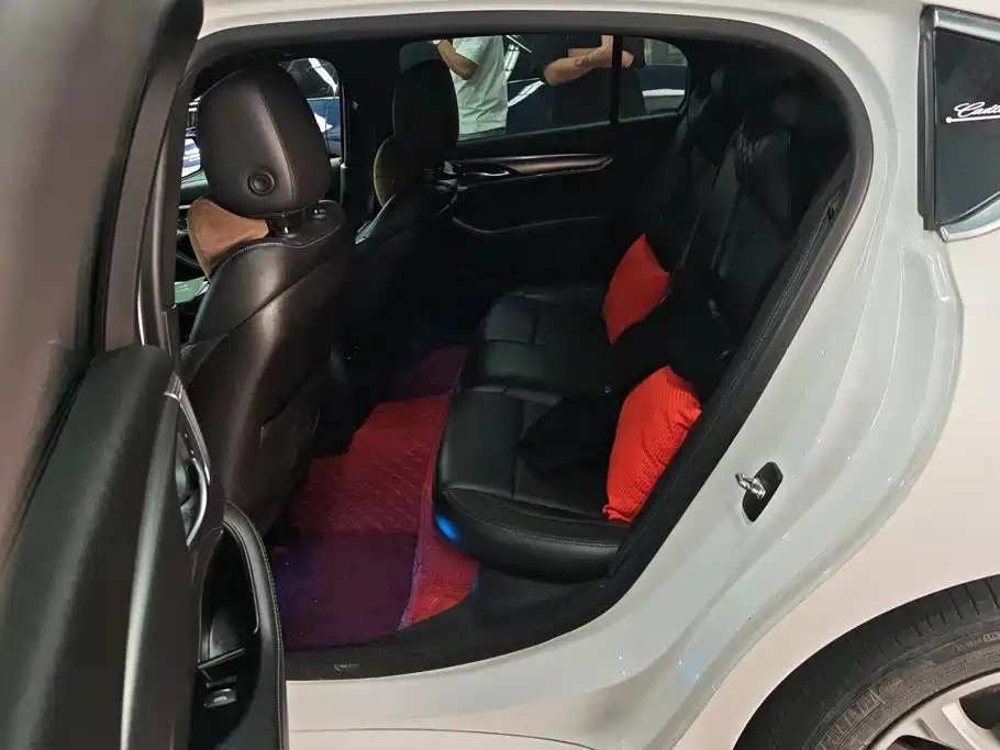 Cadillac CT5 — миниатюра 11