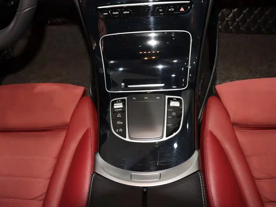 Mercedes-Benz C-Class — миниатюра 14