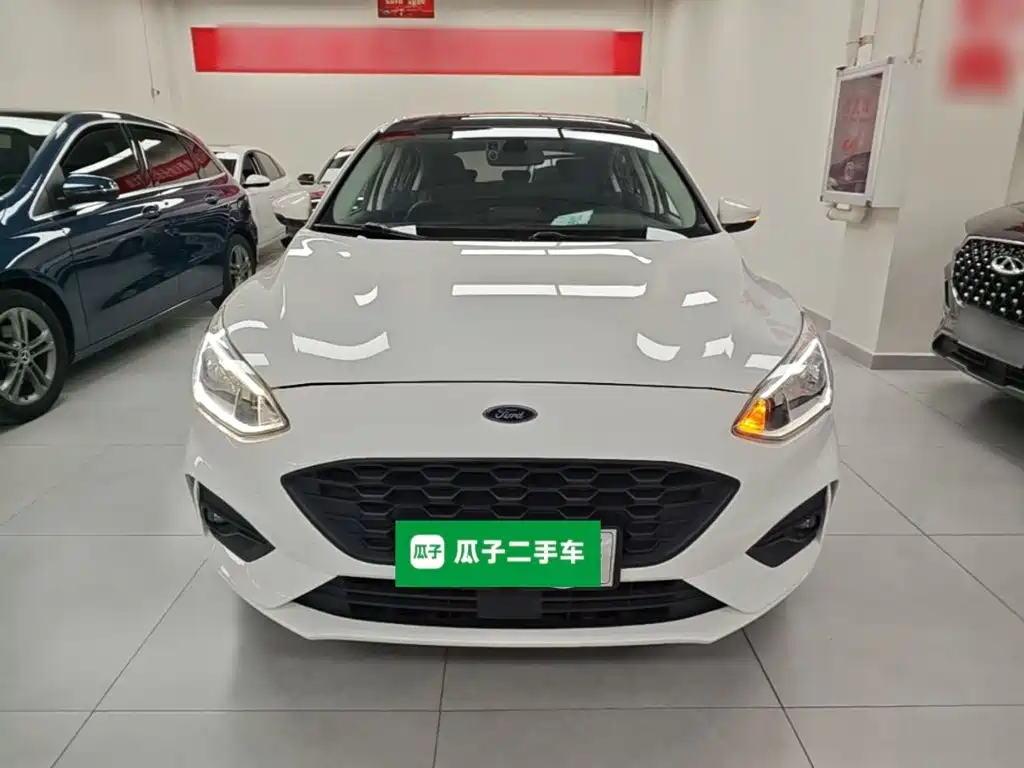 Ford Focus 2020 EcoBoost 180 AT
