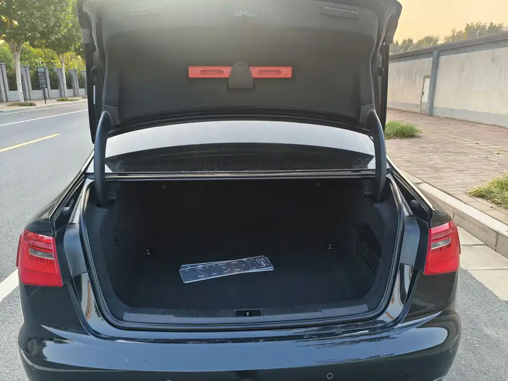 Audi A6L — миниатюра 13