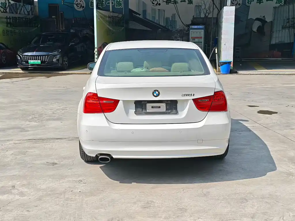 BMW 3 Series — миниатюра 8