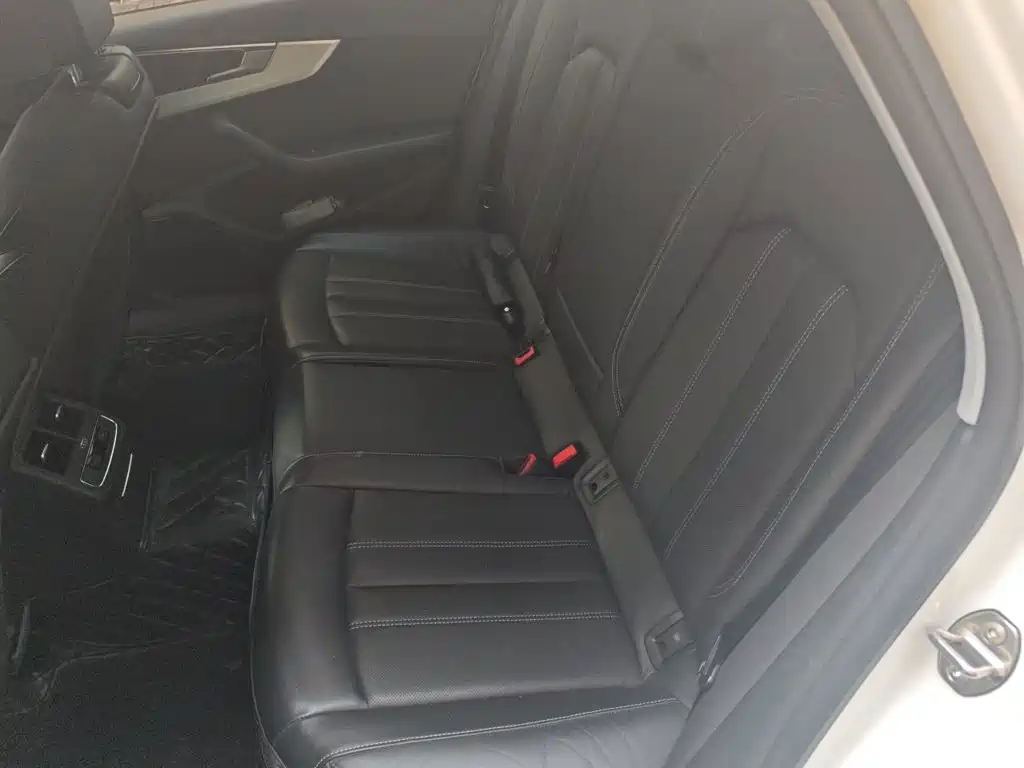Audi A4L — миниатюра 15