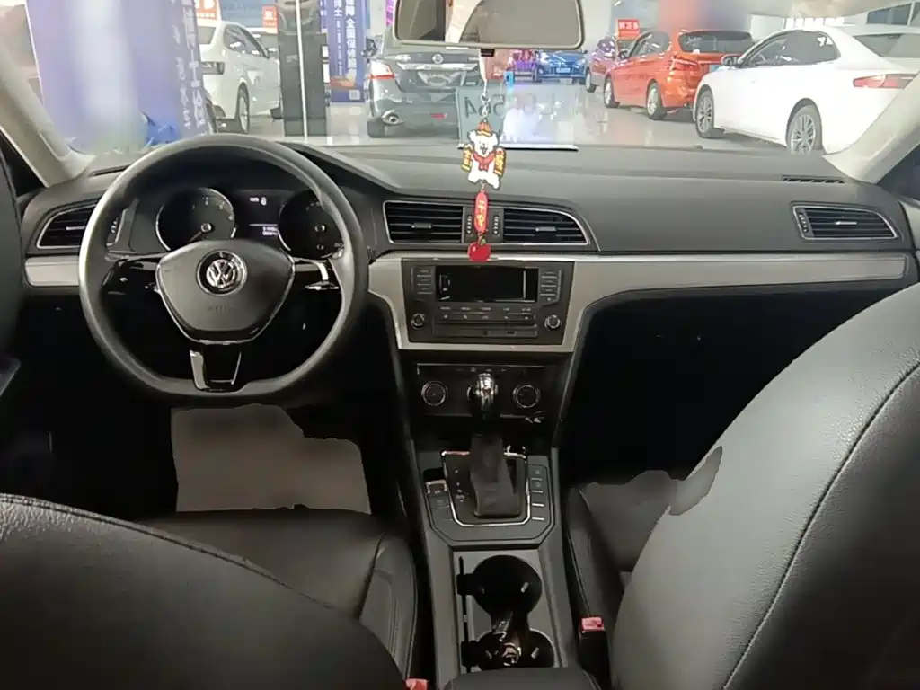 Volkswagen Lamando — миниатюра 10