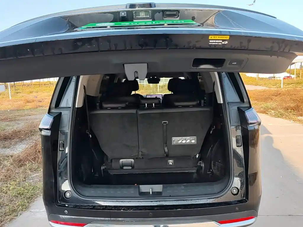 GAC Motor Trumpchi E8 PHEV — миниатюра 19