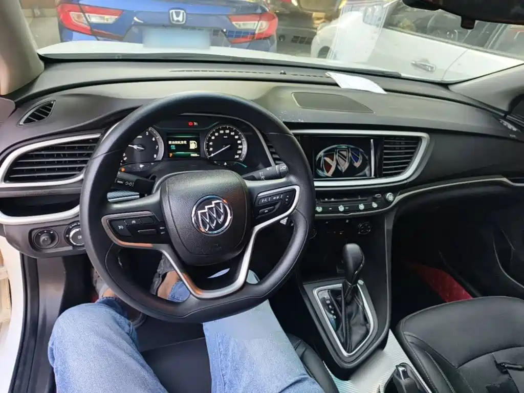 Buick Excelle — миниатюра 10