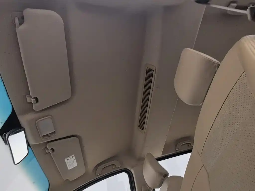 Wuling Hongguang — миниатюра 14