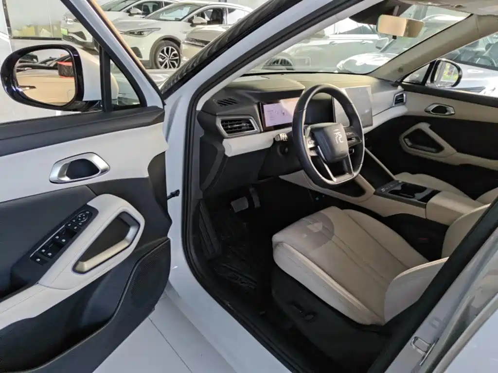BYD Yuan UP — миниатюра 16
