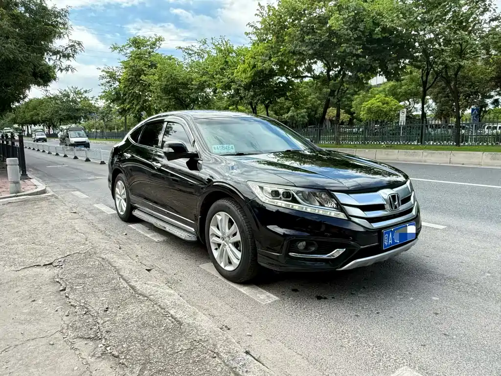 Honda Crosstour — миниатюра 2