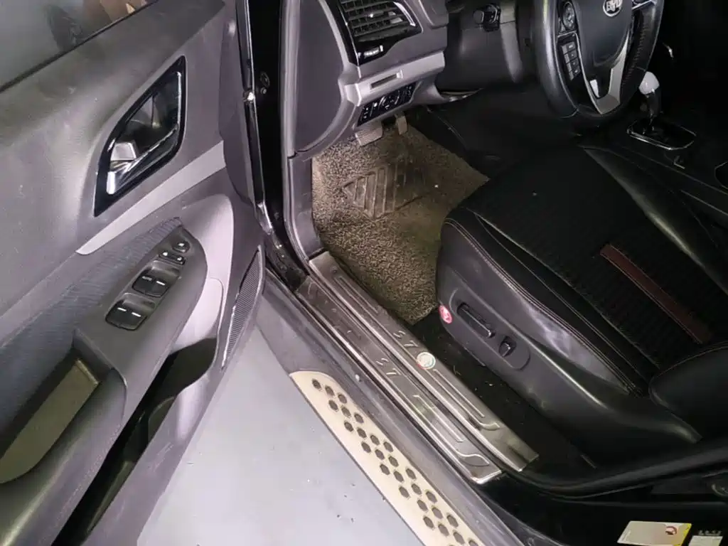 BYD S7 — миниатюра 16