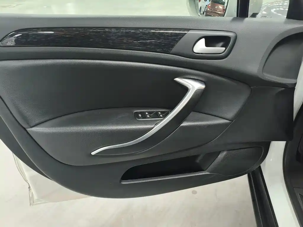 Citroen C5 — миниатюра 14