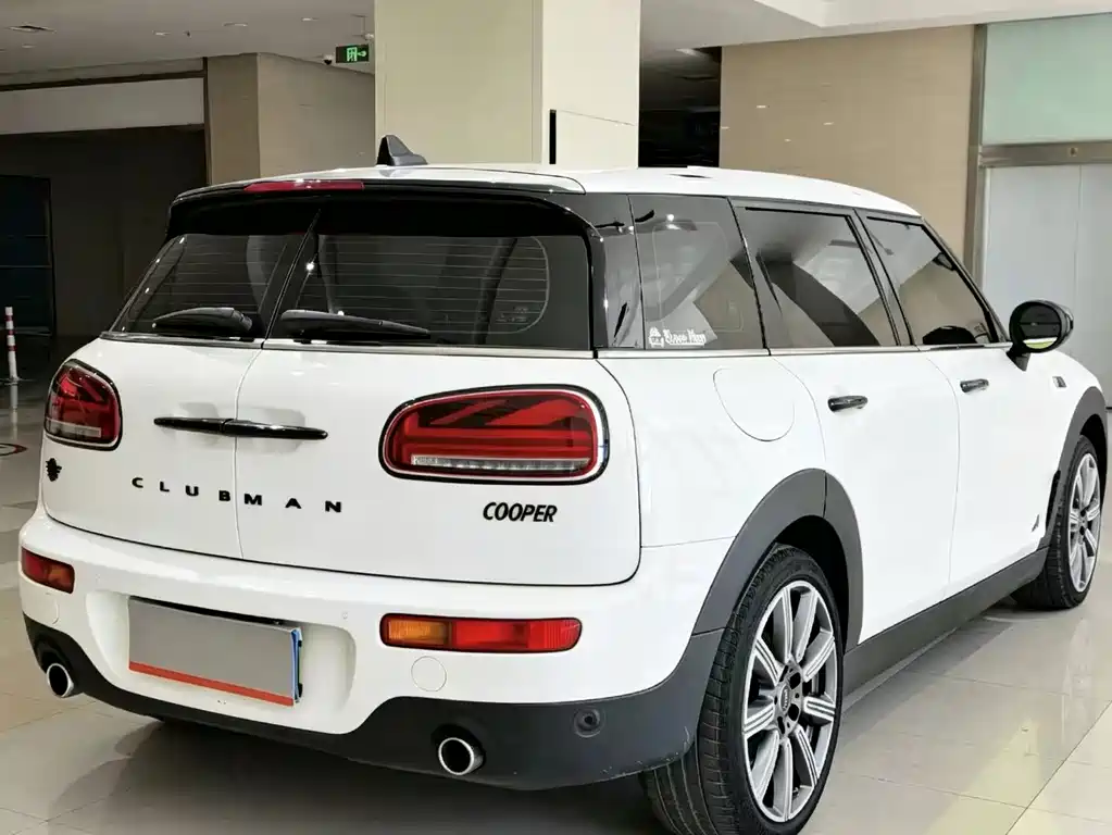 MINI Mini Clubman — миниатюра 9