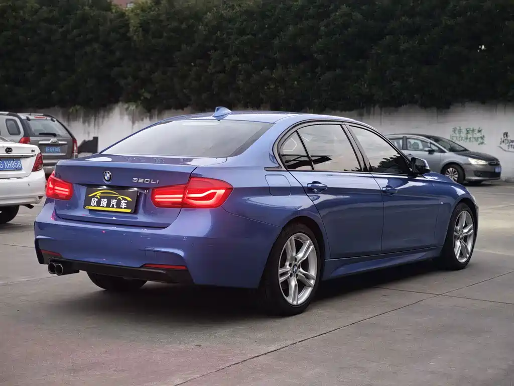 BMW 3 Series — миниатюра 10