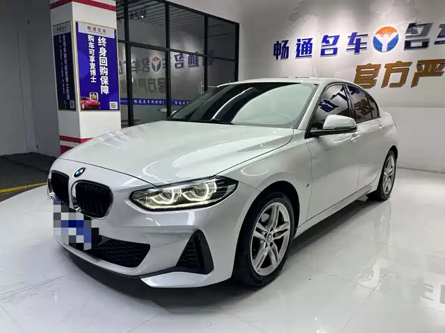 BMW  1 SERIES 2021