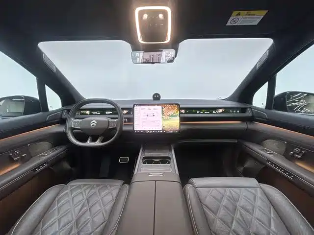 NIO ES8 — миниатюра 9